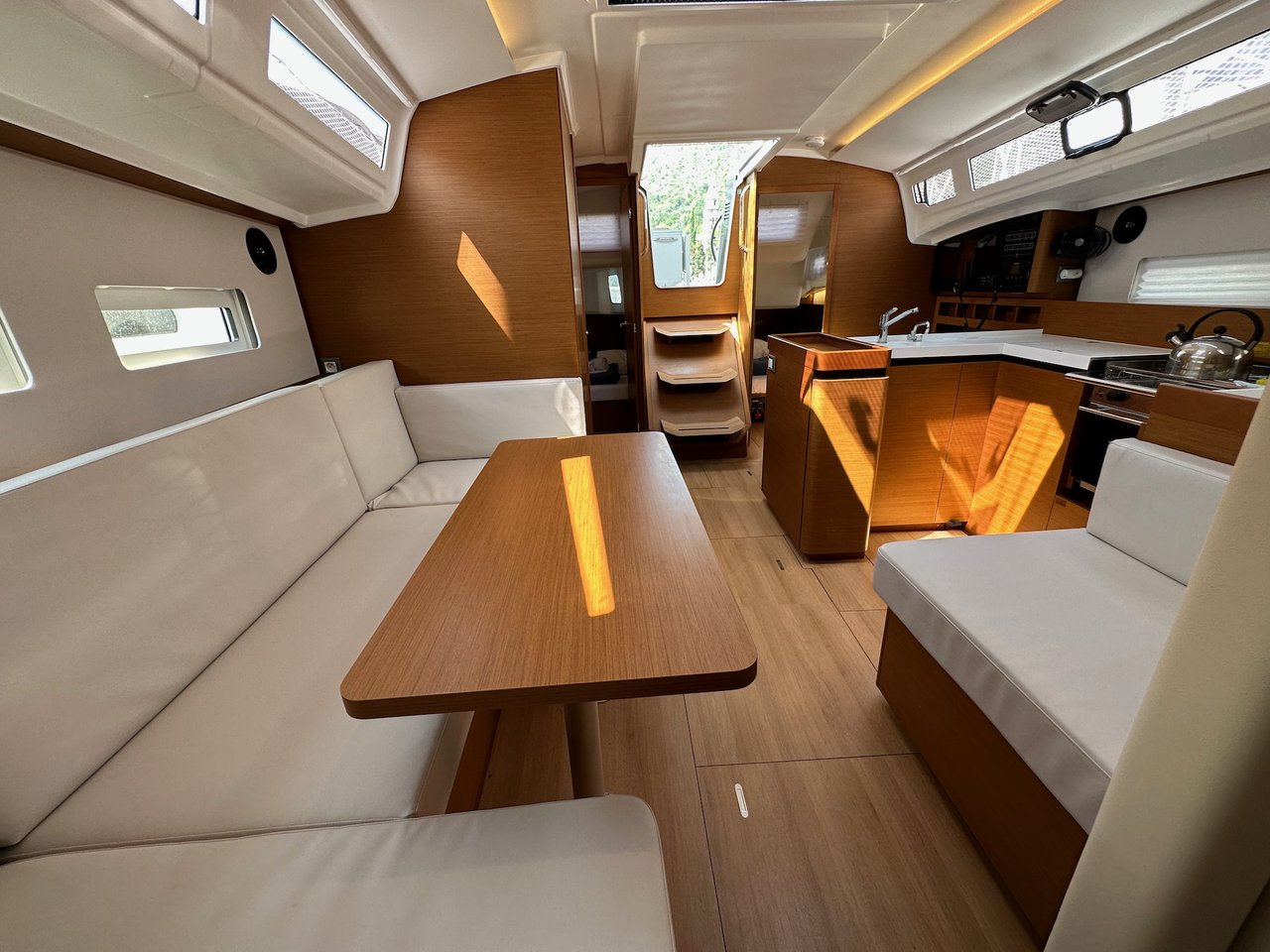 Sun Odyssey 410 - 3 cab. — photo 8