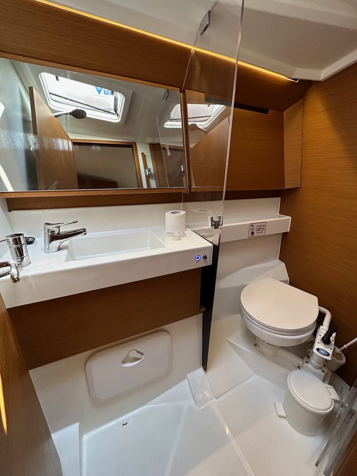 Sun Odyssey 410 - 3 cab. — photo 14