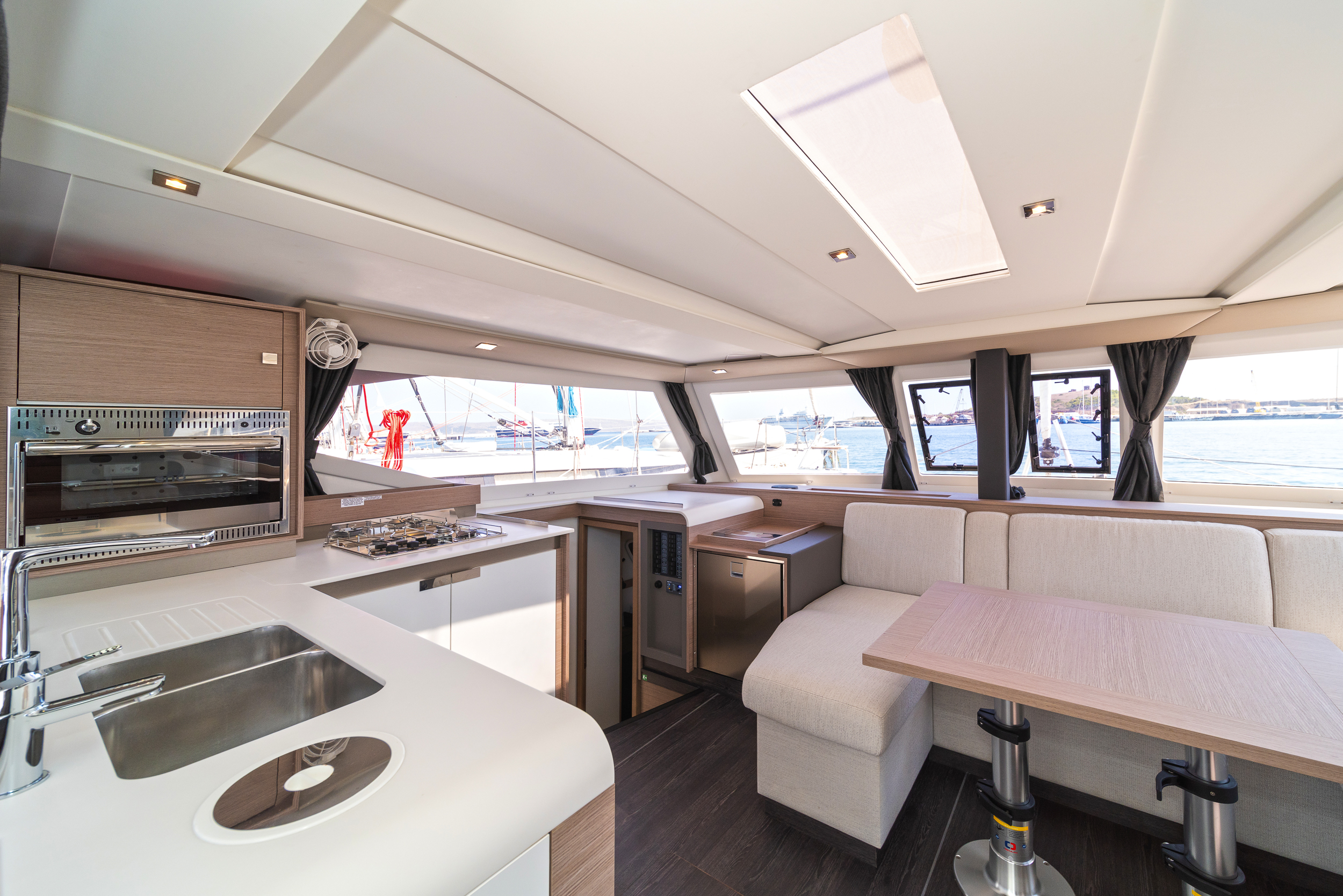 Fountaine Pajot Isla 40 - 4 + 1 cab. — photo 10