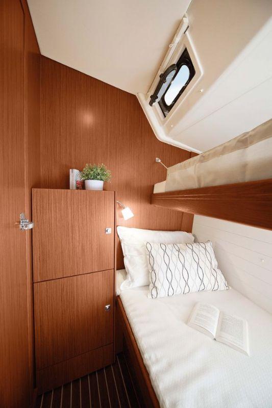 Bavaria Cruiser 51 — photo 14