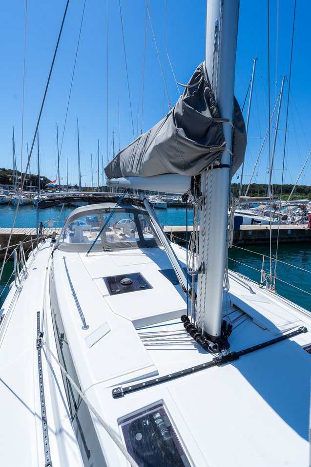Bavaria C45 Style — photo 8