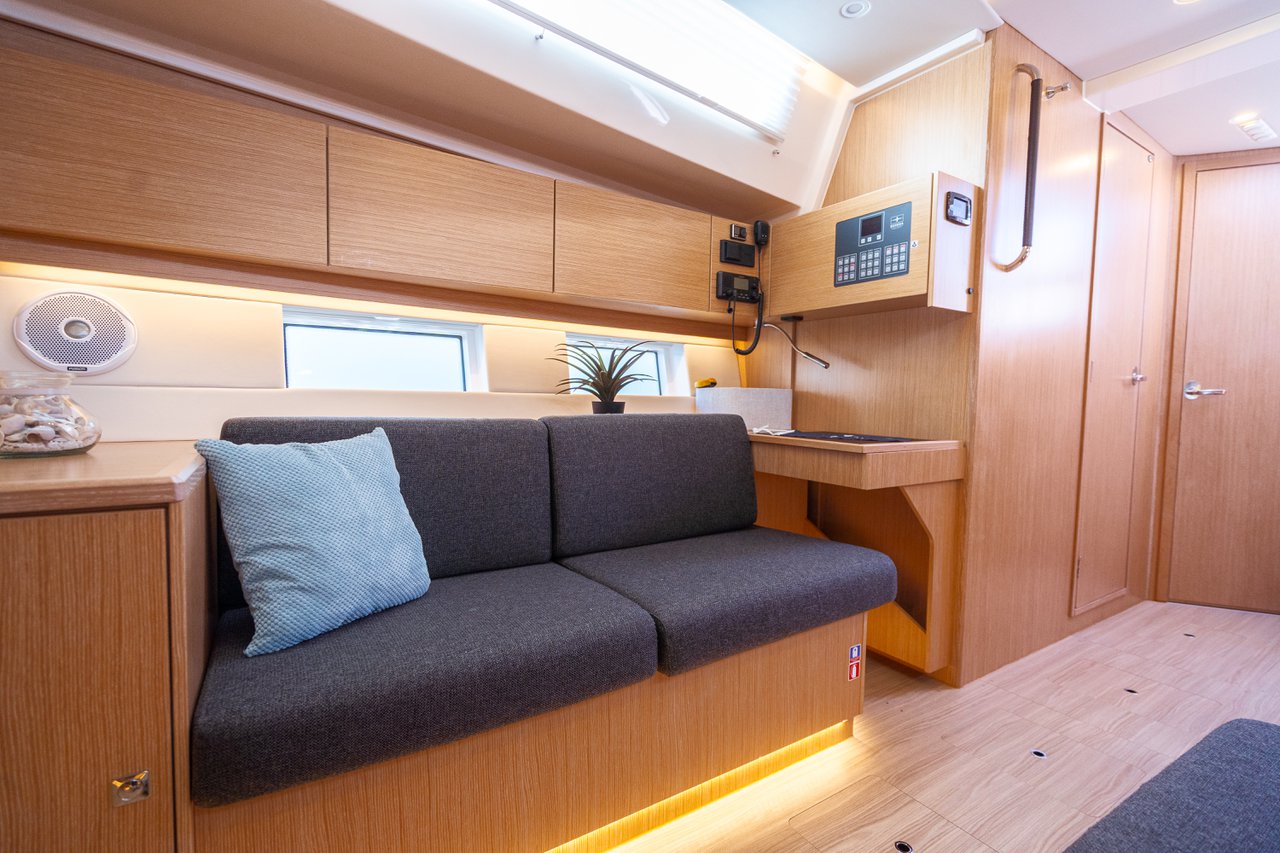 Bavaria C45 Style — photo 17