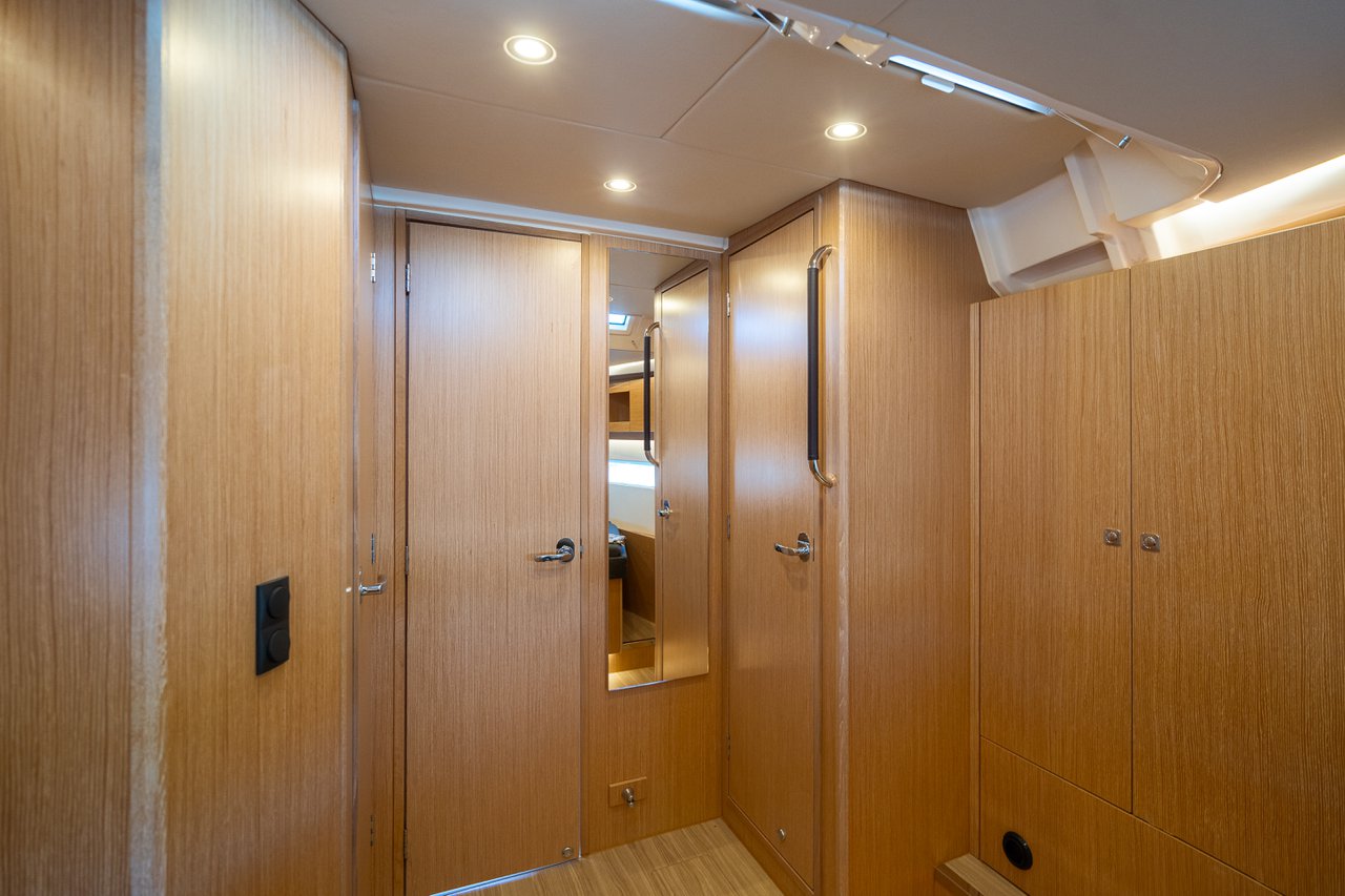 Bavaria C45 Style — photo 19