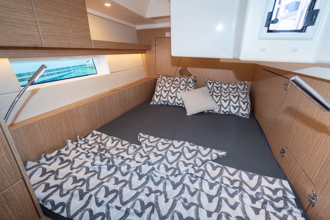 Bavaria C45 Style — photo 22