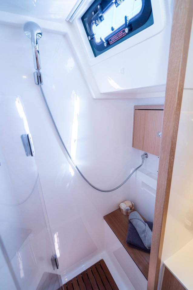 Bavaria C45 Style — photo 27