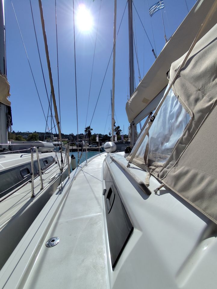 Dufour 390 GL — photo 6