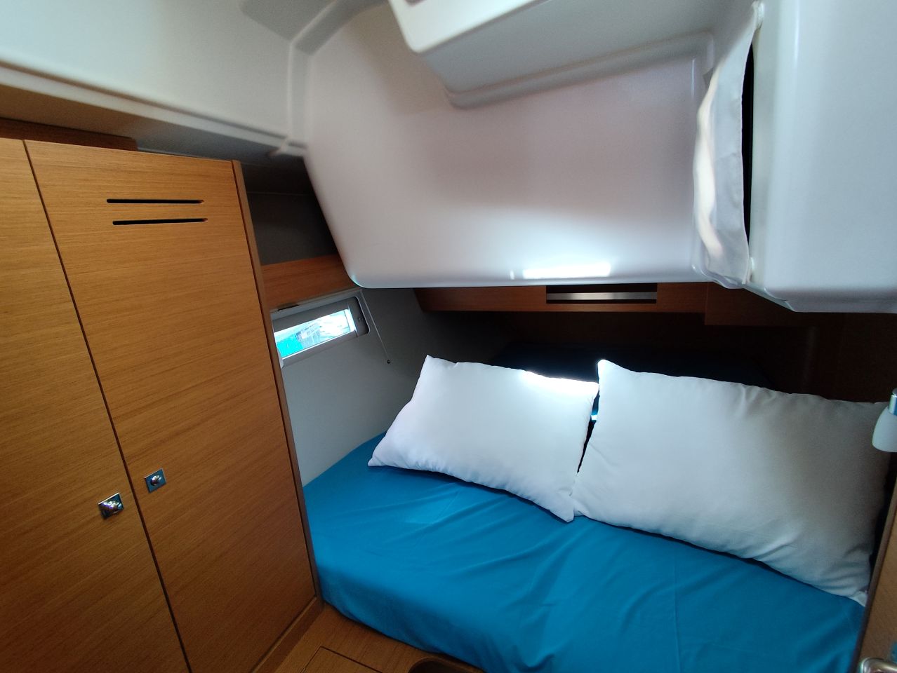 Dufour 390 GL — photo 14