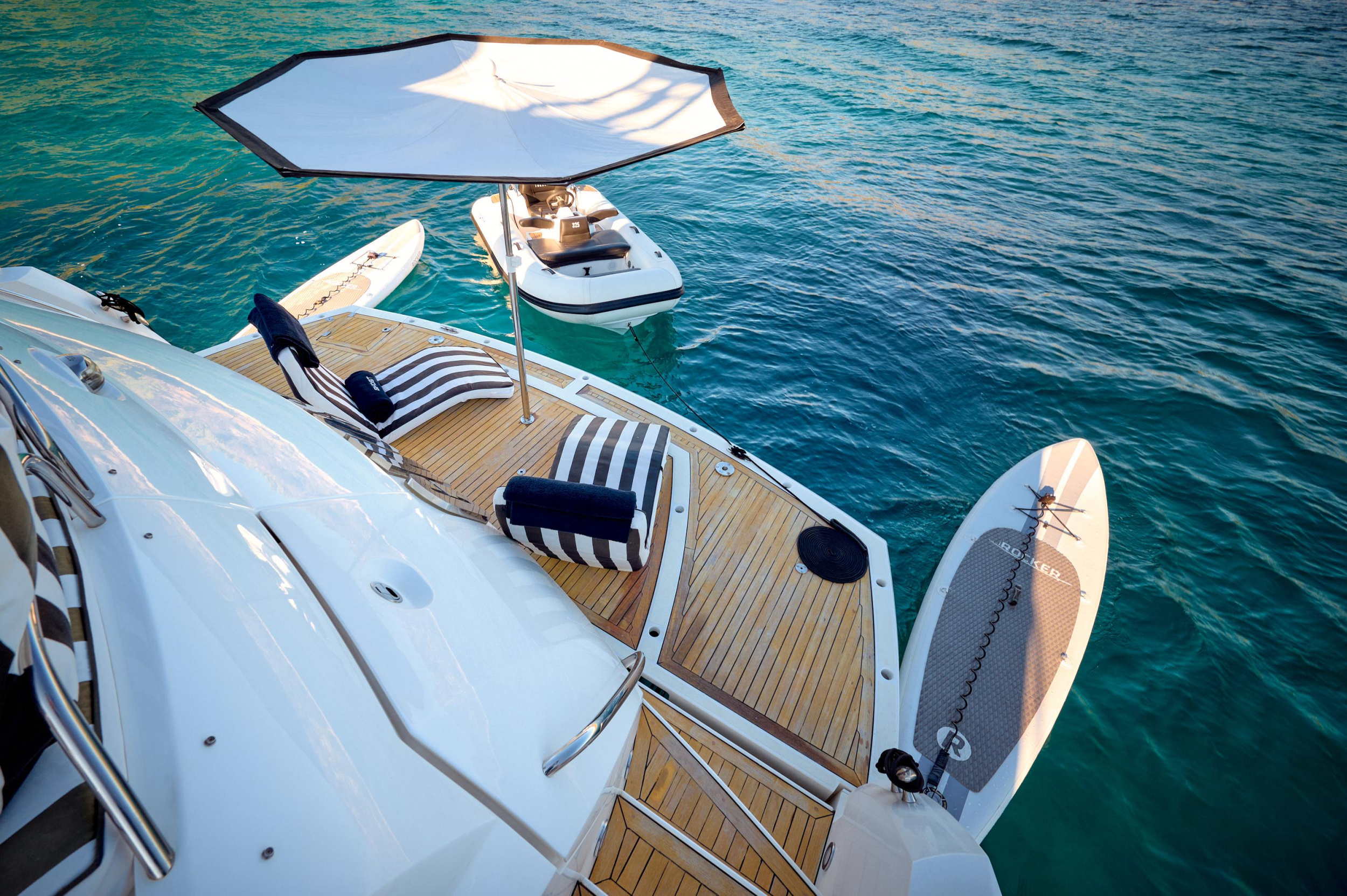 Sunseeker Predator 72 — photo 12