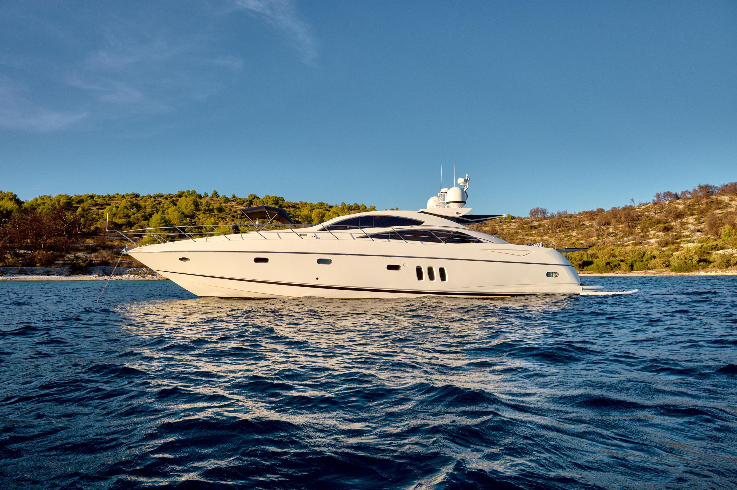 Sunseeker Predator 72 — photo 15