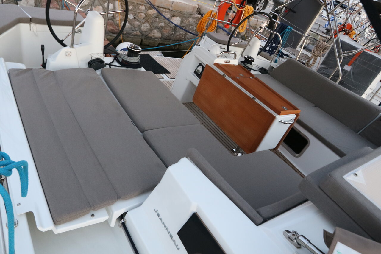 Sun Odyssey 490 - 5 + 1 cab. — photo 5