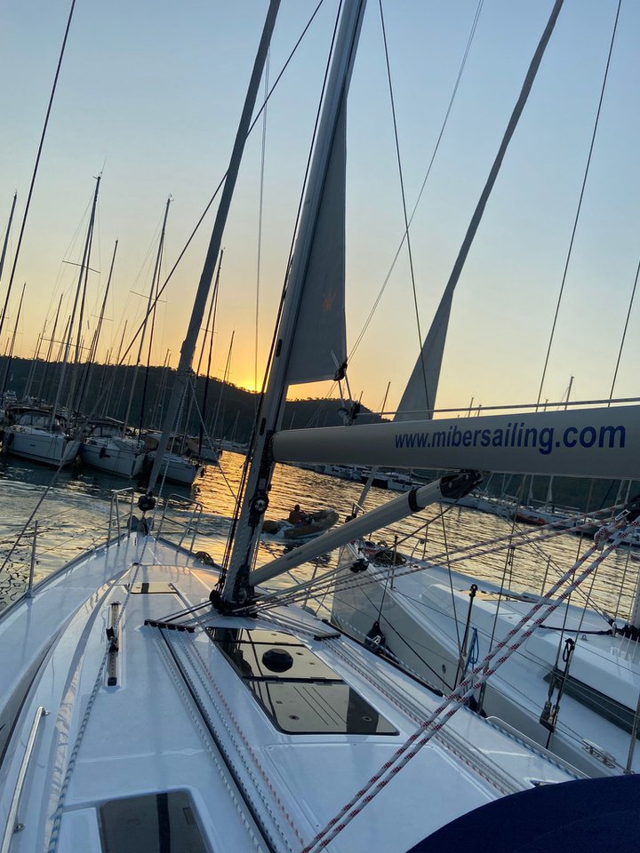 Bavaria Cruiser 41 - 3 cab. — photo 5