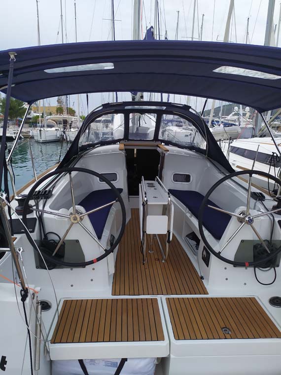 Sun Odyssey 349 - 3 cab. — photo 4