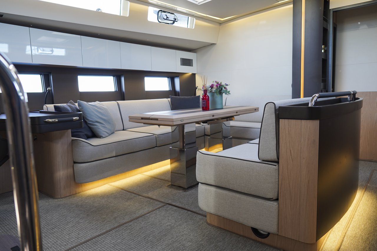 Oceanis Yacht 62 - 3 + 1 — photo 14