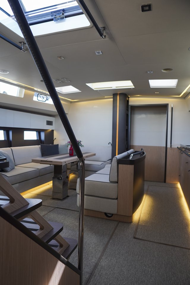 Oceanis Yacht 62 - 3 + 1 — photo 15
