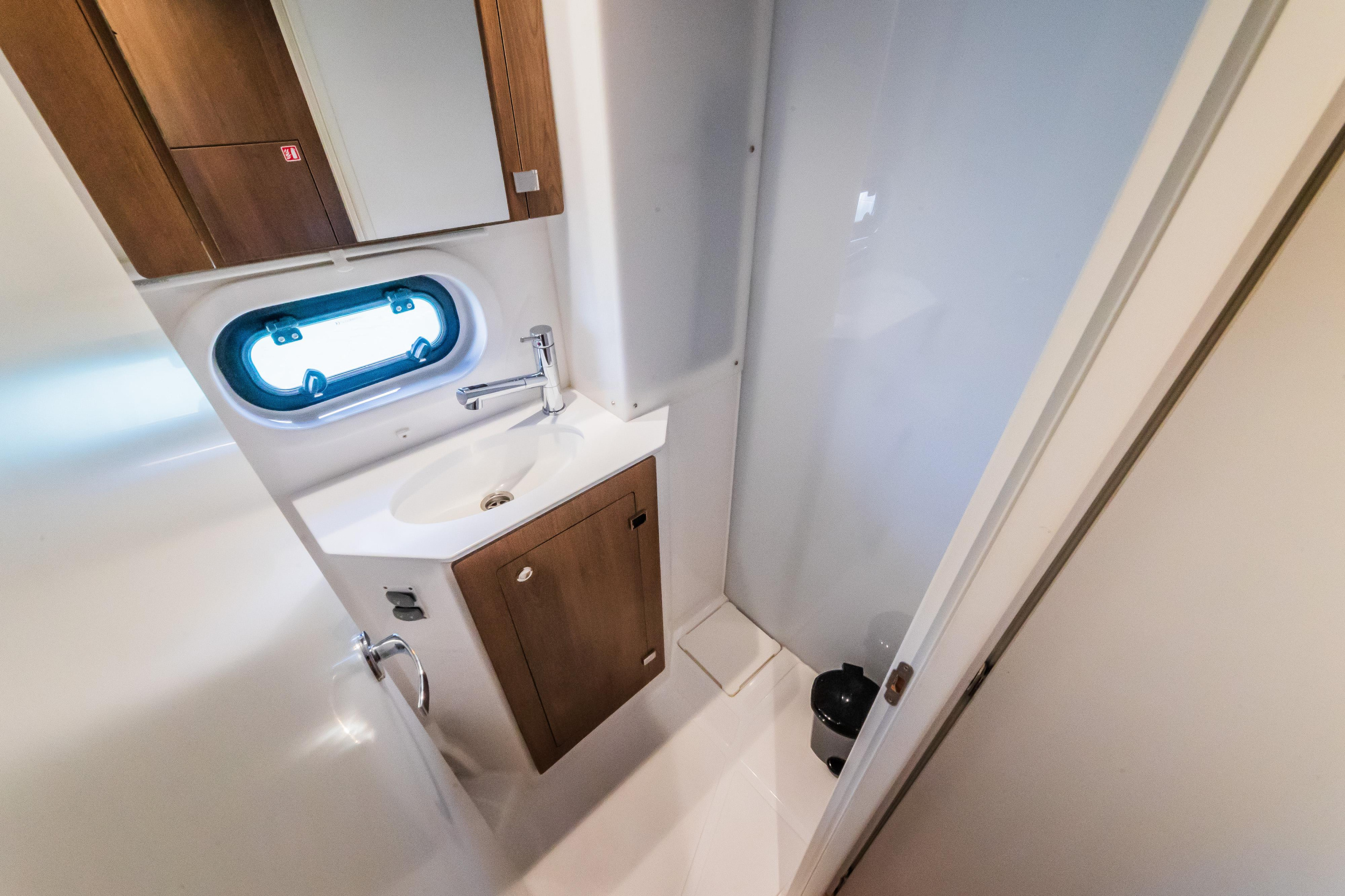 Bali 4.2 - 4 + 1 cab. — photo 29