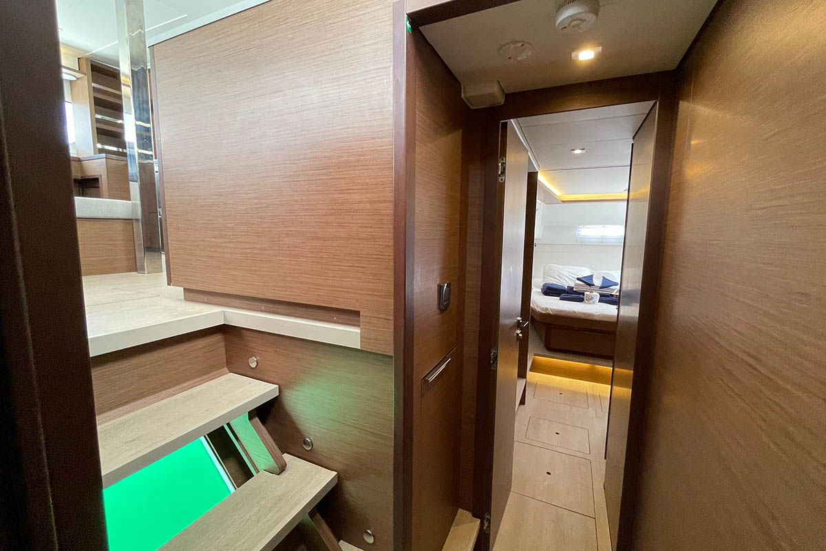 Lagoon 46 - 4 + 2 cab. — photo 25