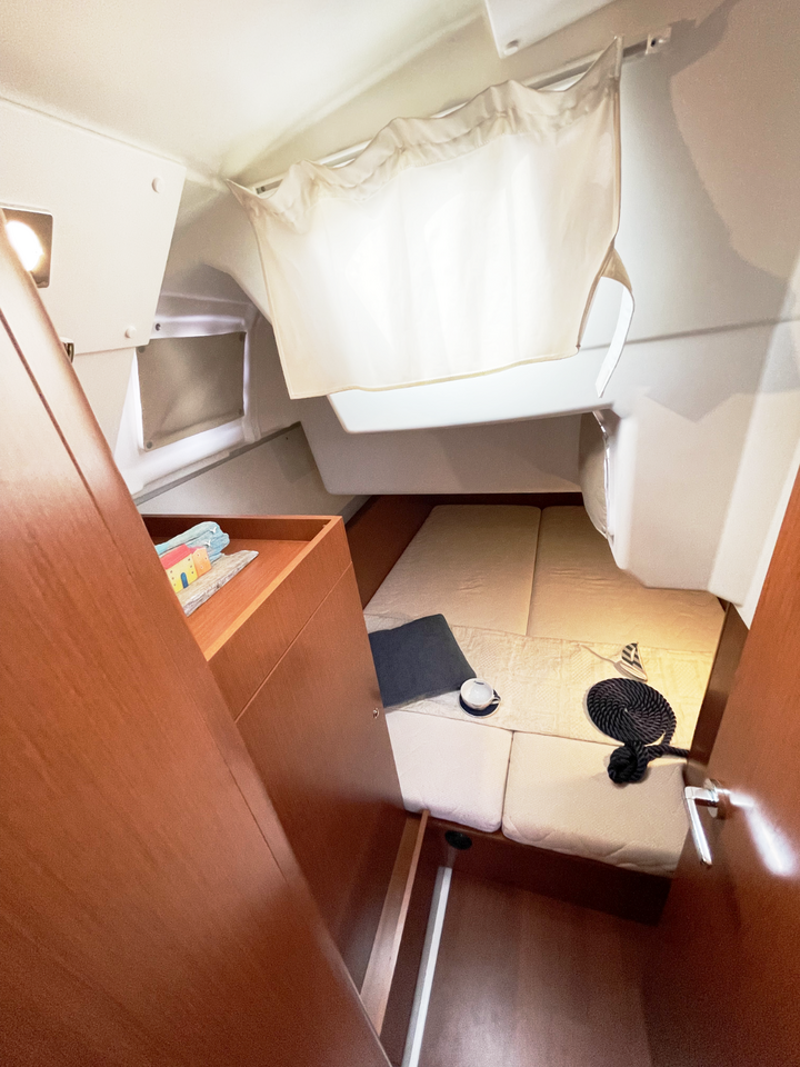 Oceanis 35.1 — photo 9