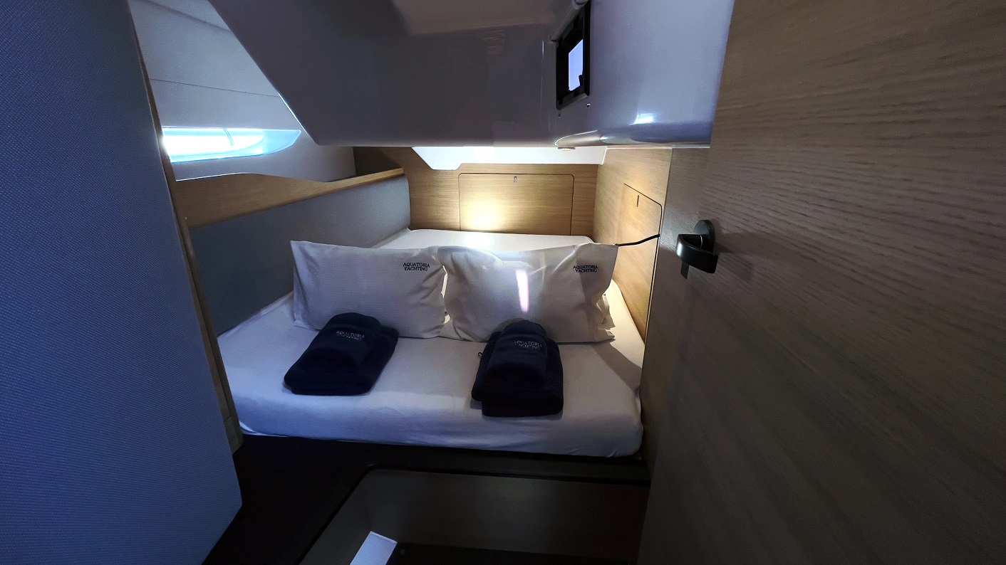 Elan E6 — photo 21