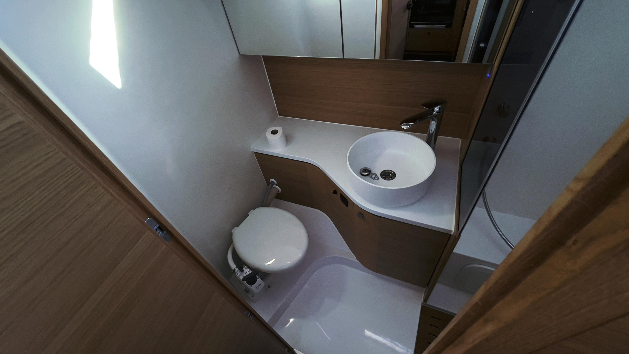 Elan E6 — photo 19