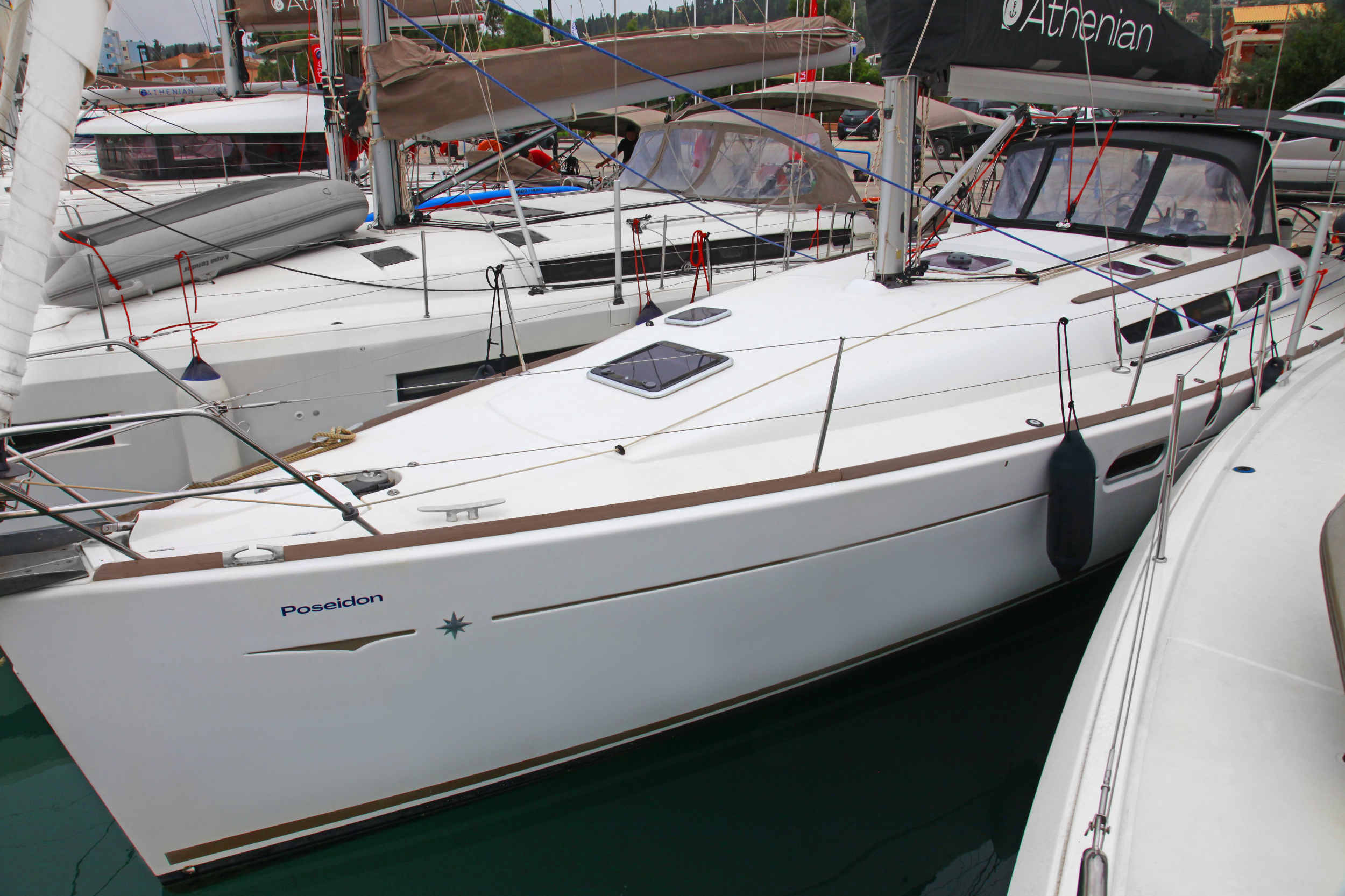 Sun Odyssey 42i — photo 4