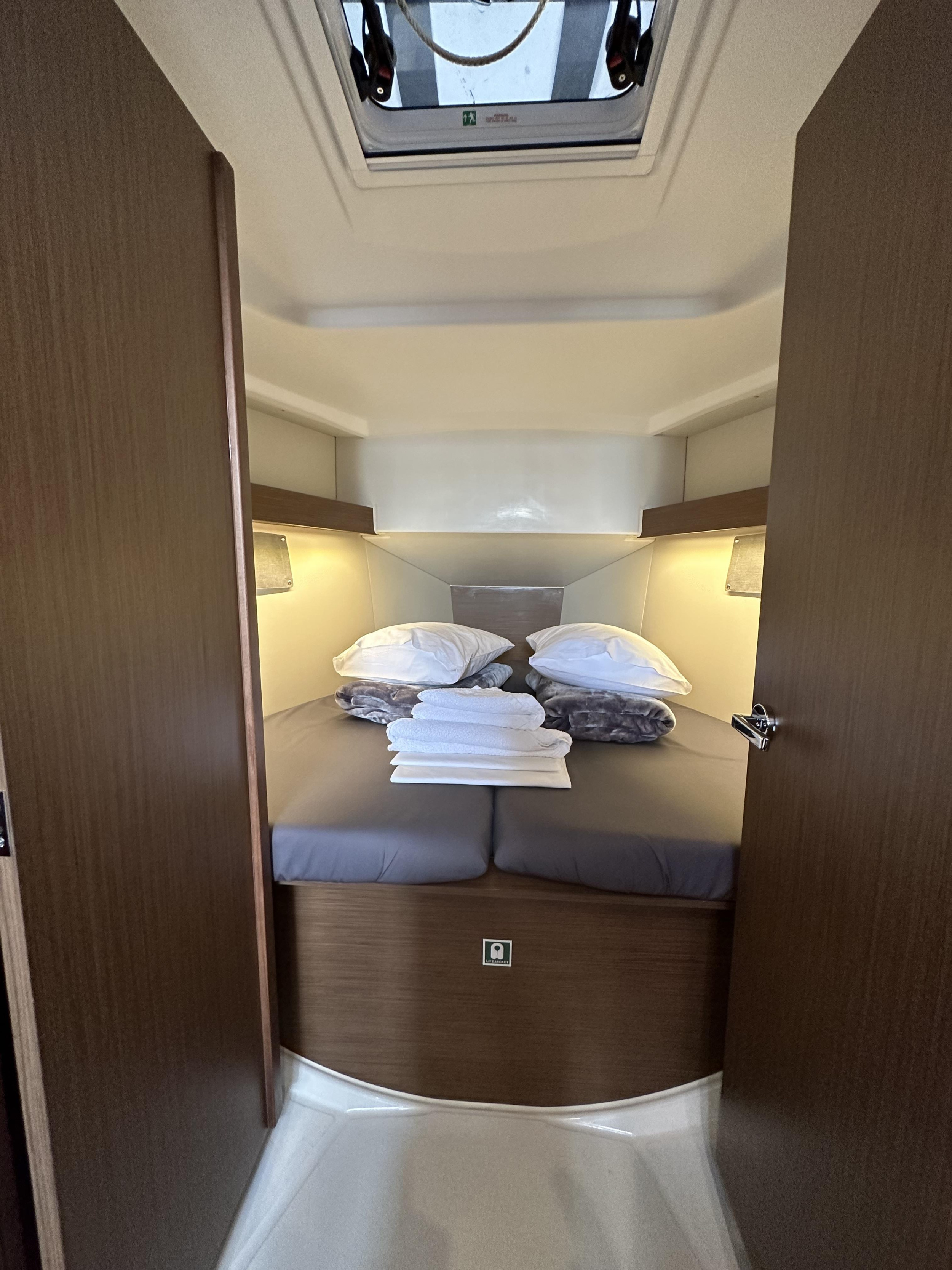 Oceanis 34.1 — photo 12