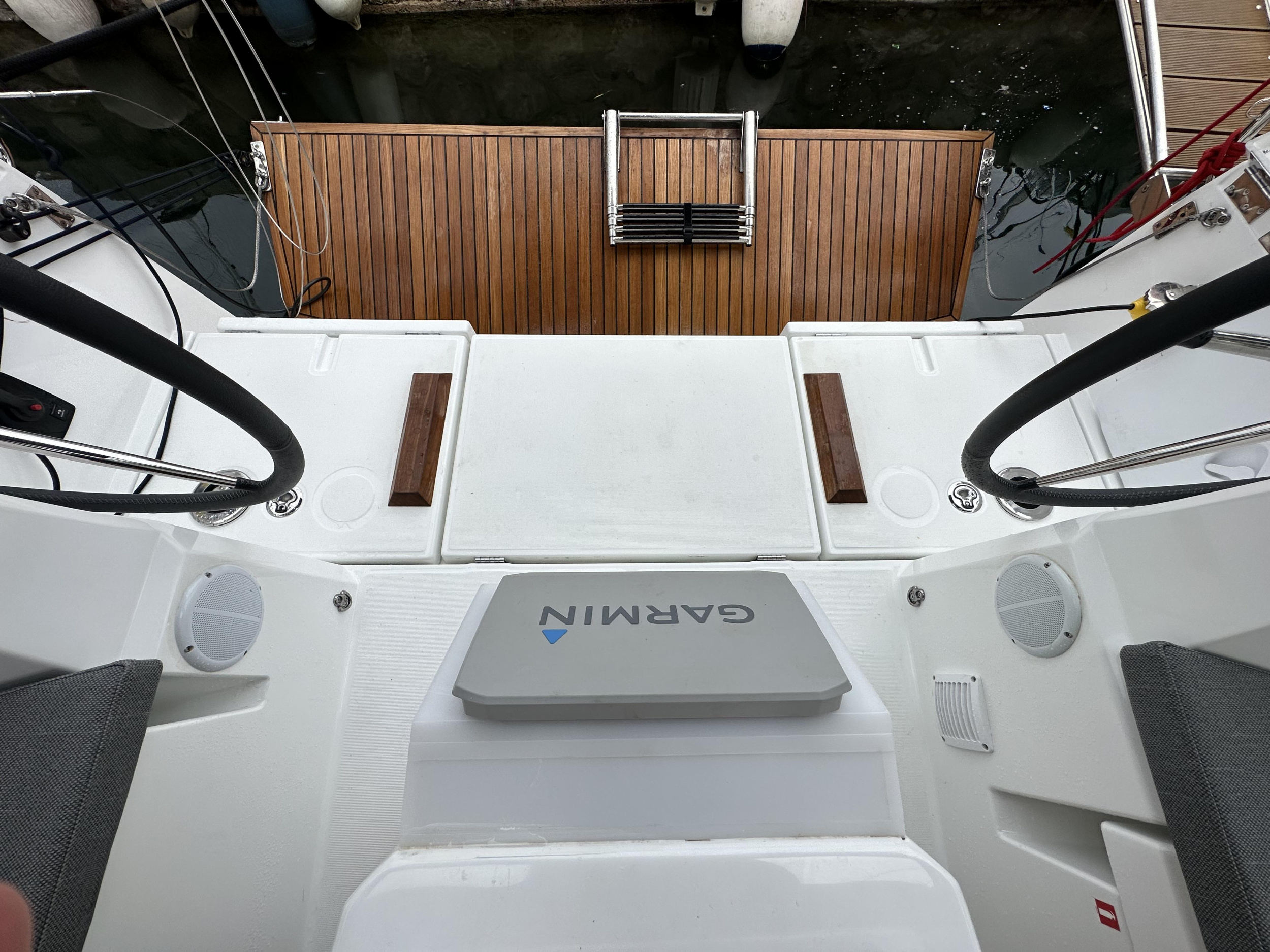 Oceanis 34.1 — photo 15
