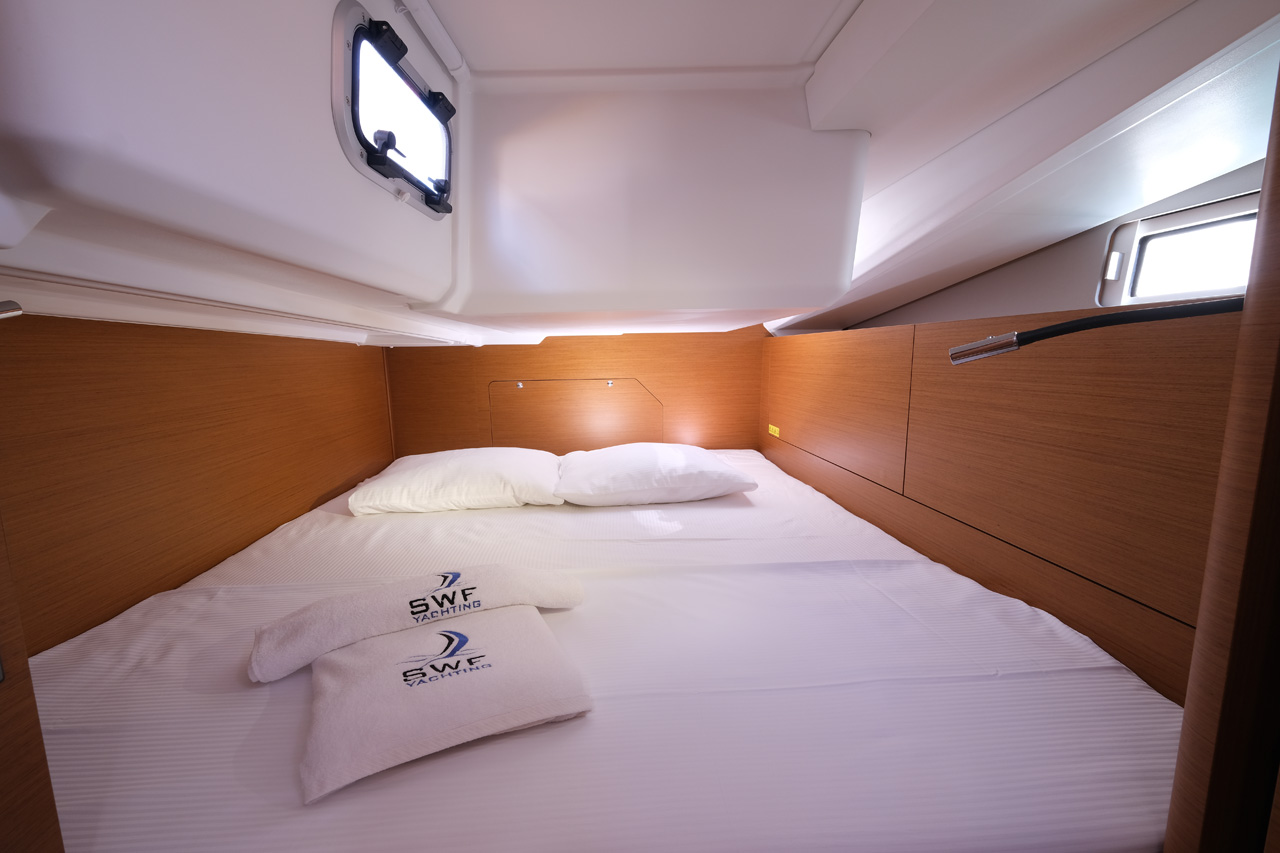 Sun Odyssey 440 - 4 cab. — photo 9