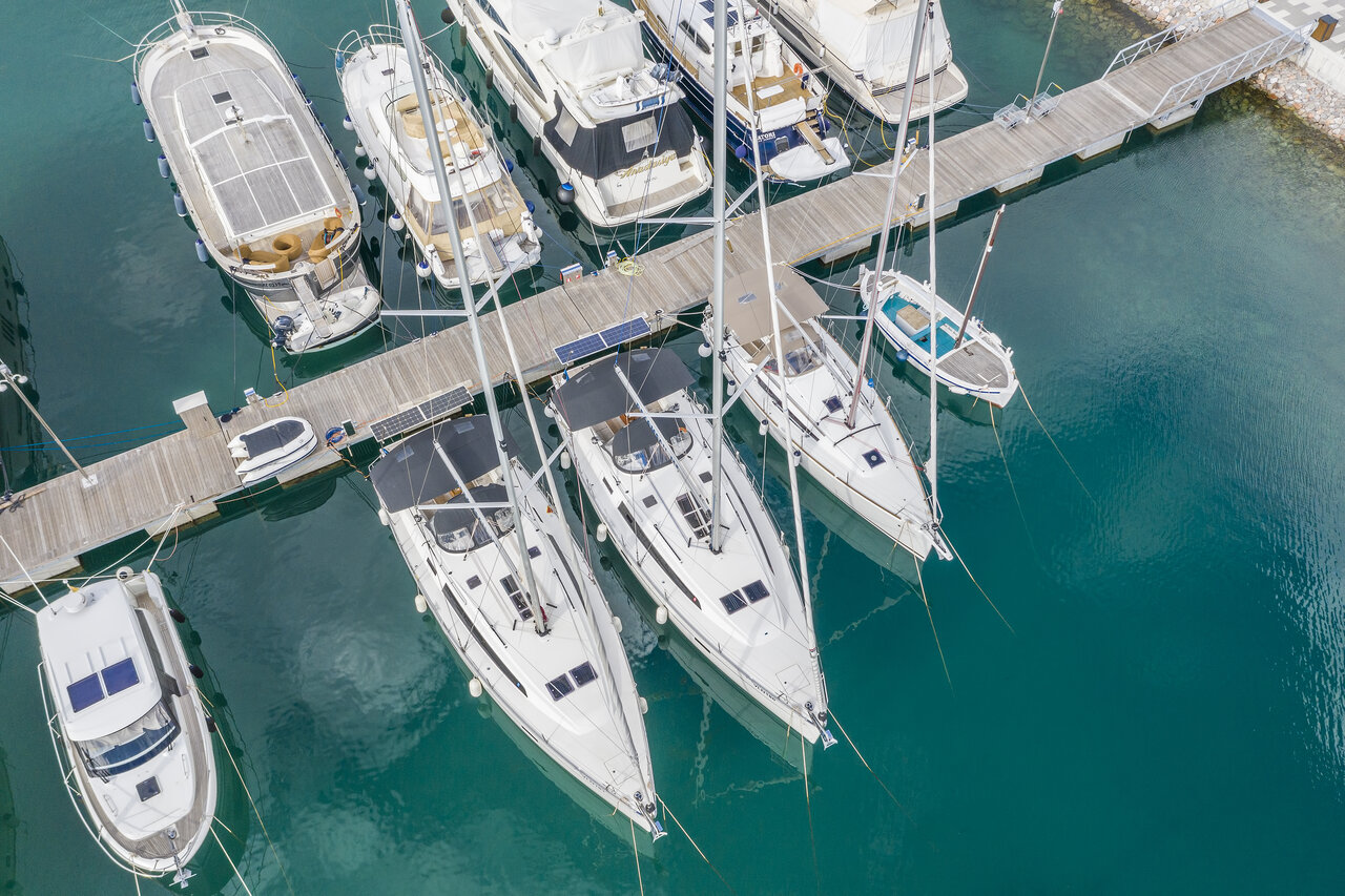 Bavaria Cruiser 46 - 4 cab. — photo 4