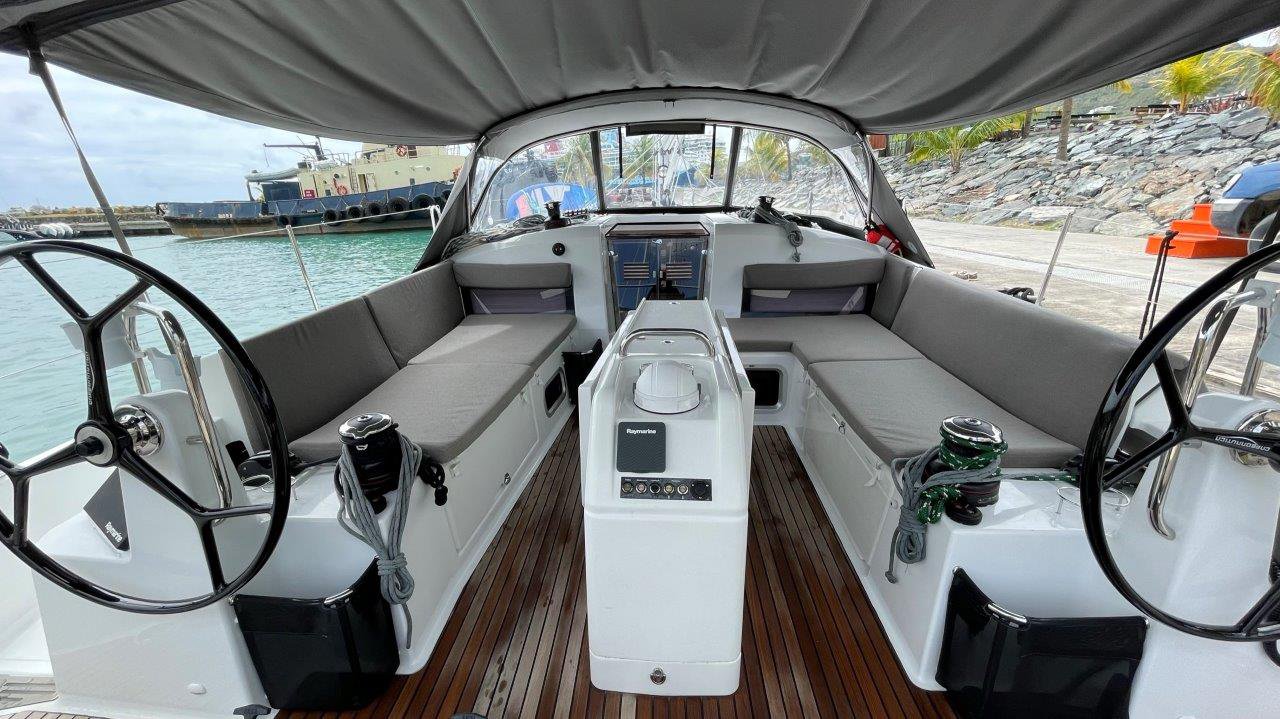Sun Odyssey 440 - 3 cab. — photo 4