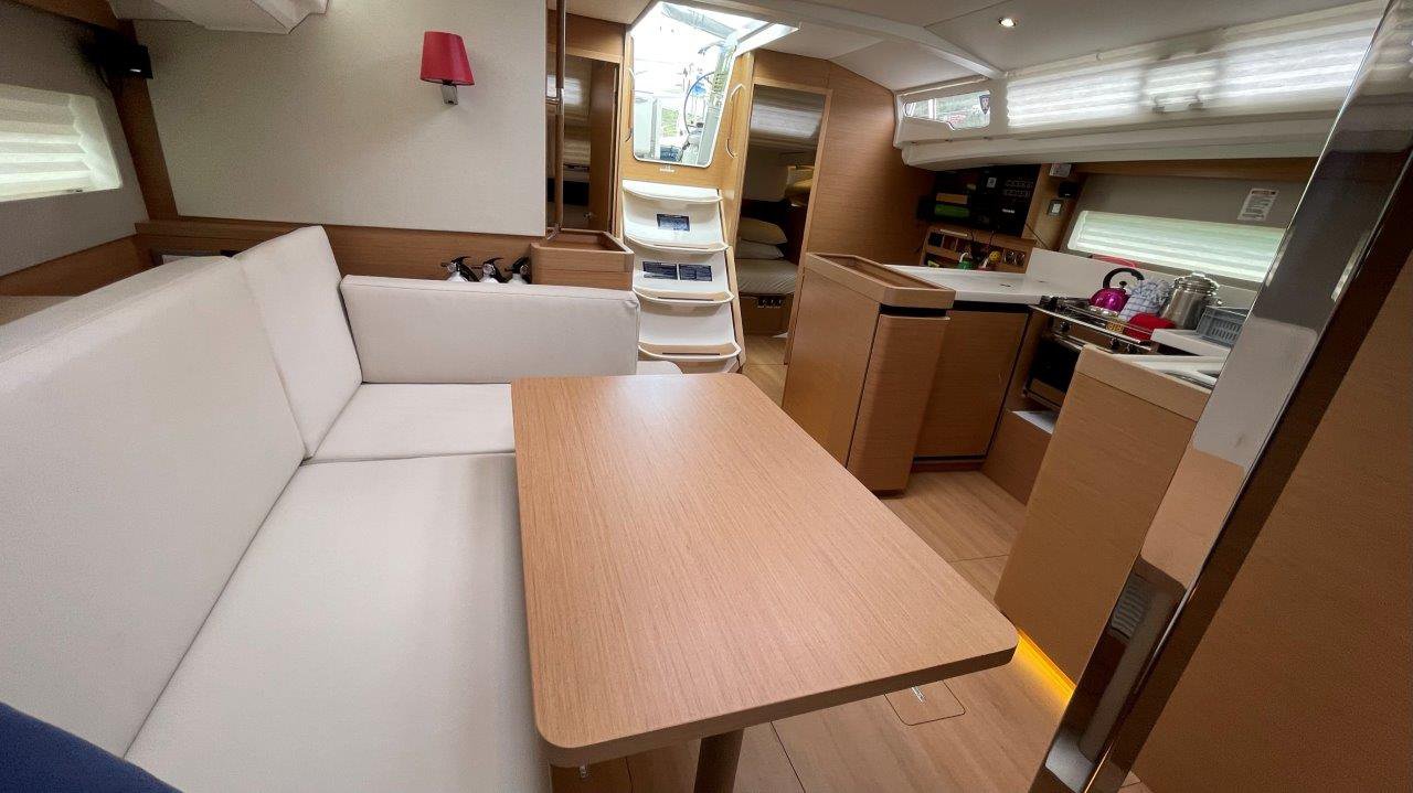 Sun Odyssey 440 - 3 cab. — photo 9