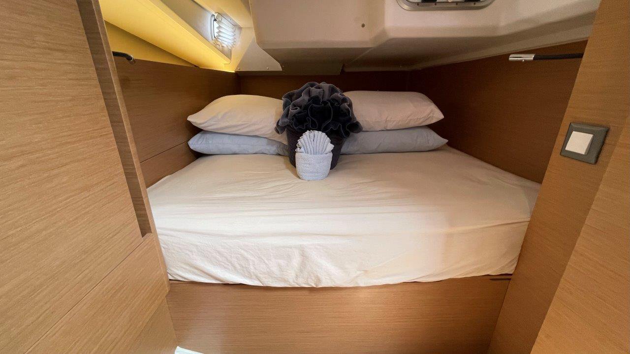 Sun Odyssey 440 - 3 cab. — photo 12