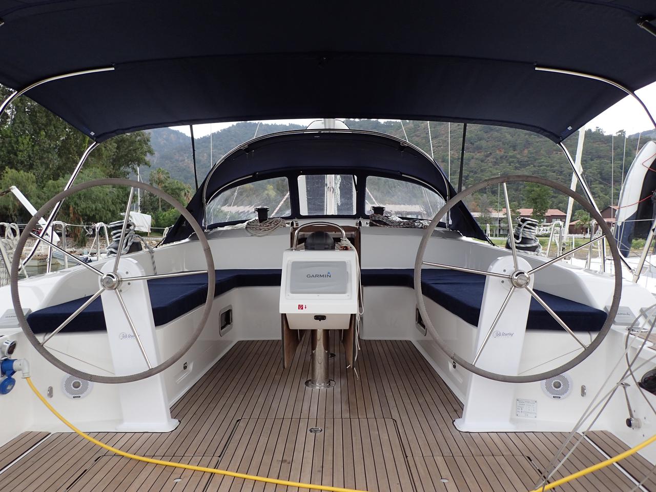 Bavaria Cruiser 51 — photo 13