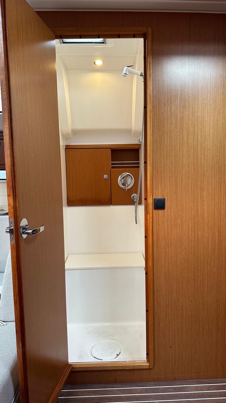 Bavaria Cruiser 51 — photo 34
