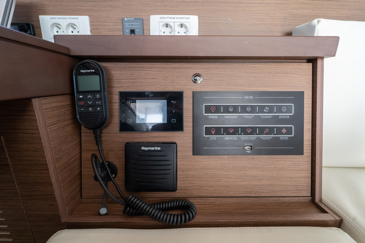 Lagoon 40 - 4 + 2 cab — photo 19