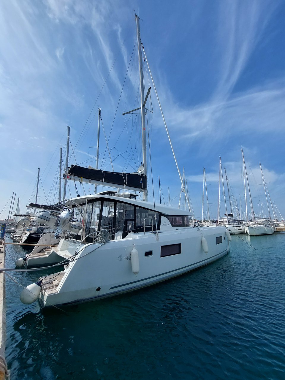 Lagoon 42 - 4 + 2 cab. — photo 8