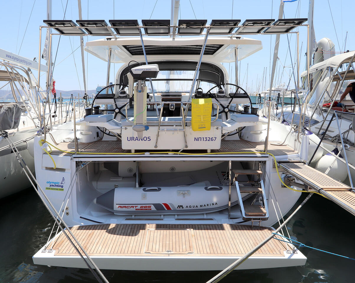 Jeanneau 65 — photo 1