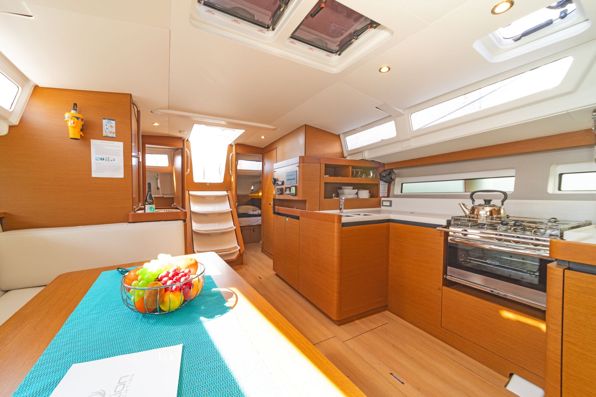 Sun Odyssey 490 - 4 + 1 cab. — photo 9