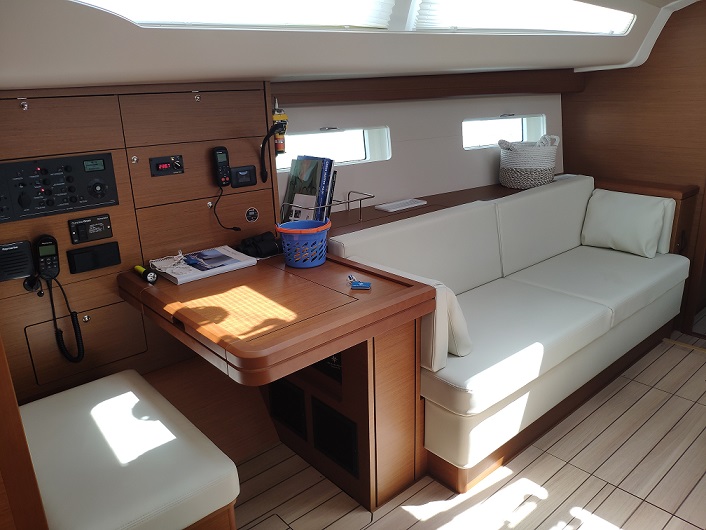 Jeanneau 51 — photo 7