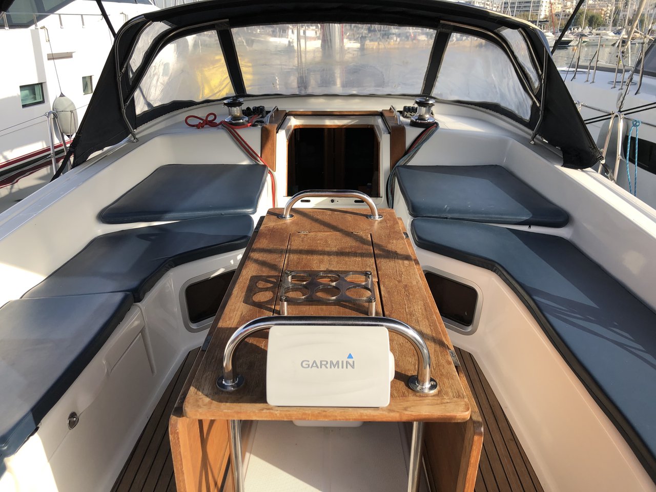 Jeanneau 53 - 5 + 1 cab. — photo 10