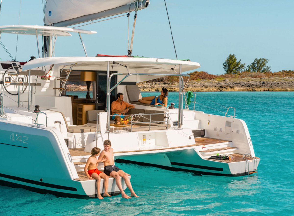 Lagoon 42 - 4 + 2 cab. — photo 7