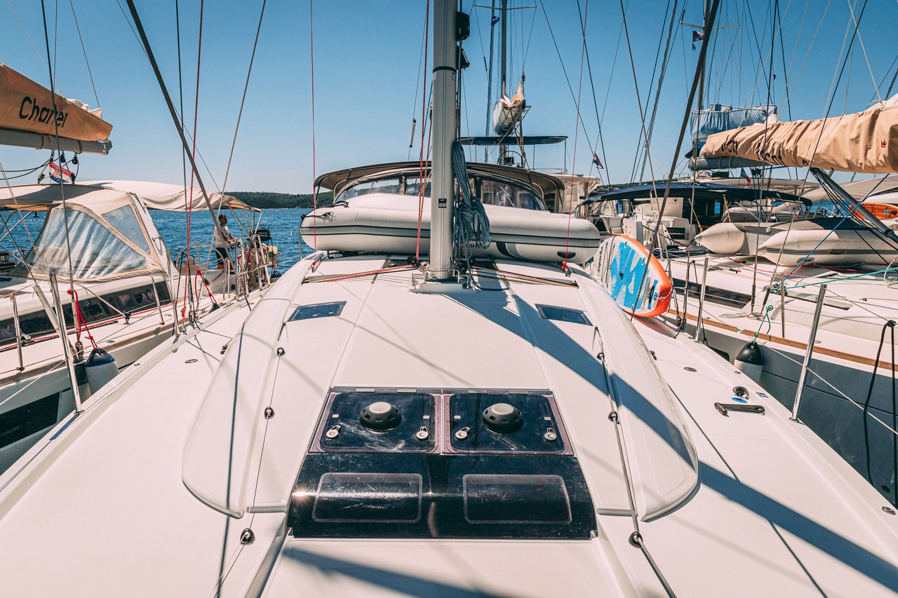 Jeanneau 54 - 5 + 1 cab. — photo 12