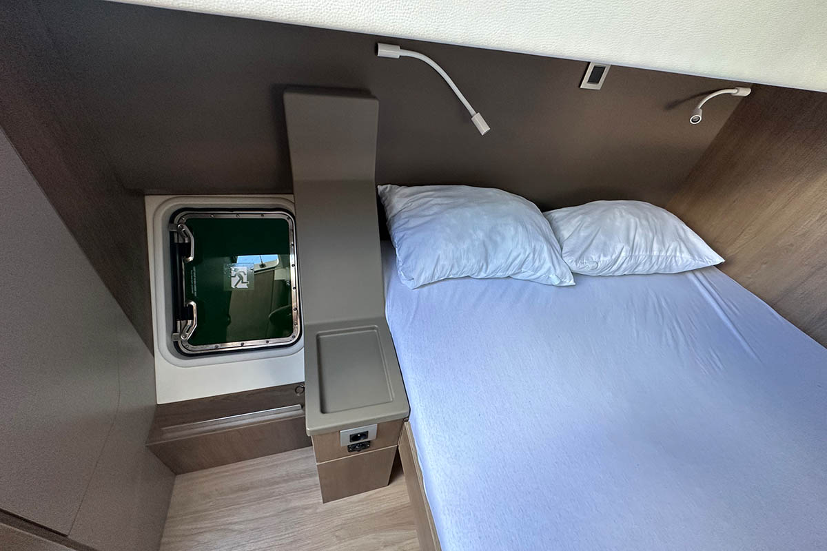 Bali 4.8 - 6 + 1 cab. — photo 33