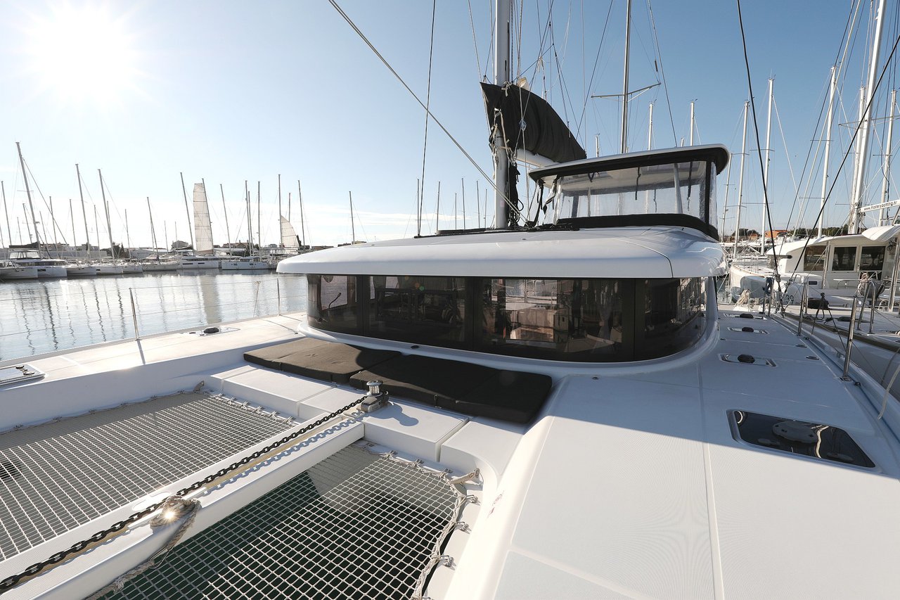 Lagoon 42 - 4 + 2 cab. — photo 6
