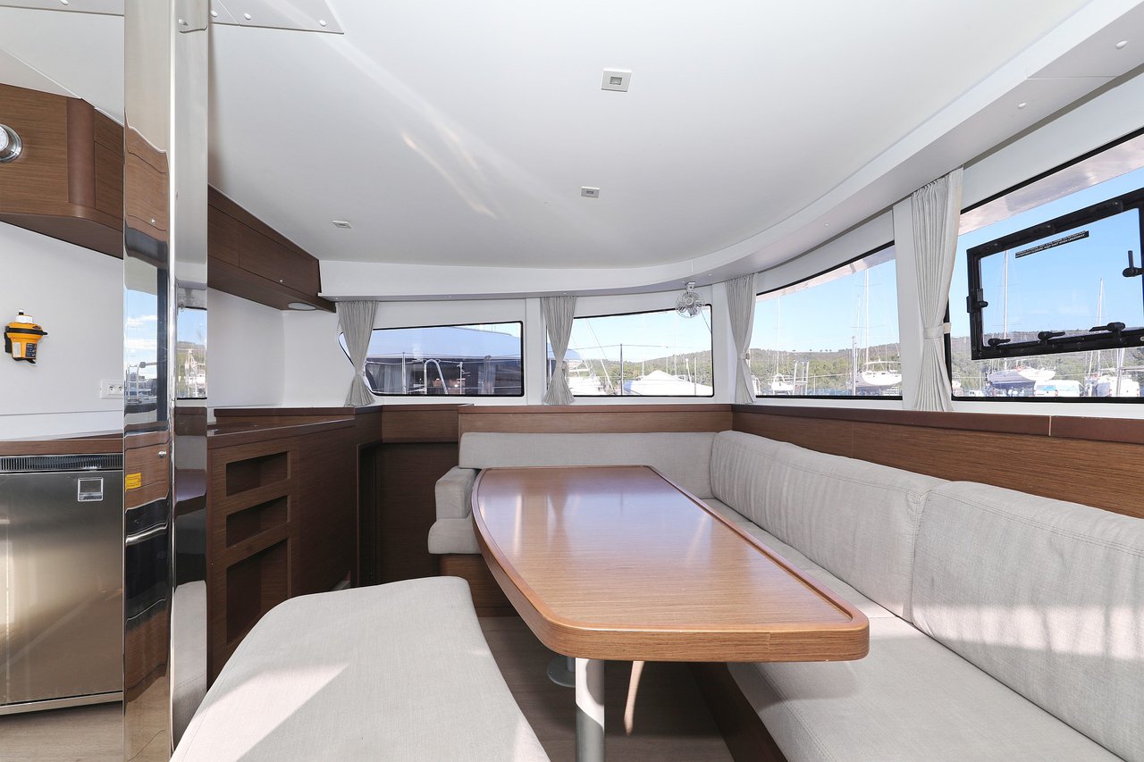 Lagoon 42 - 4 + 2 cab. — photo 28