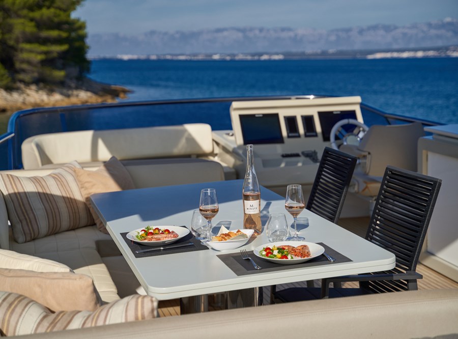 Azimut 72 Fly — photo 9