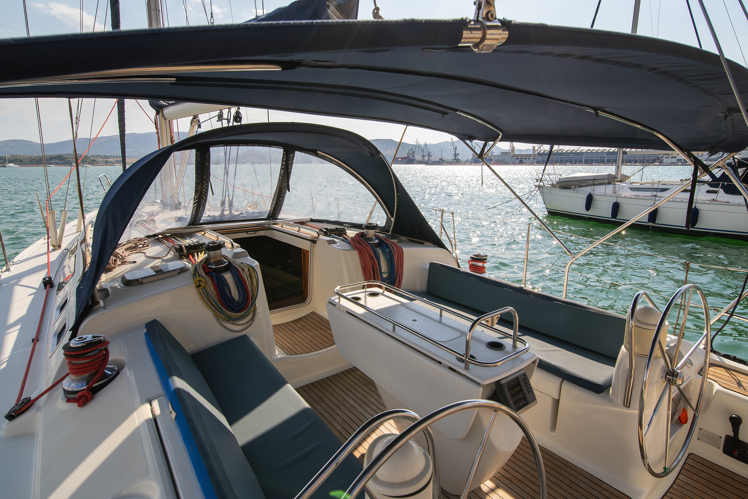 Sun Odyssey 43 — photo 14
