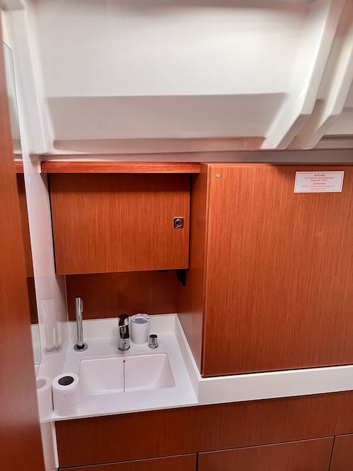 Bavaria C45 - 4 cab. — photo 14