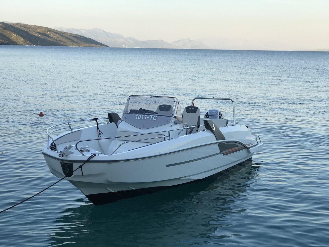 Beneteau Flyer 7.7 Space Deck — photo 2