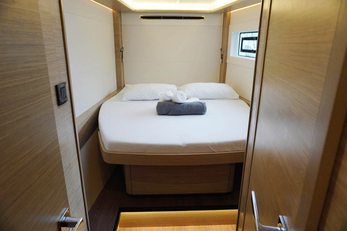 Lagoon 46 - 4 + 2 cab. — photo 16