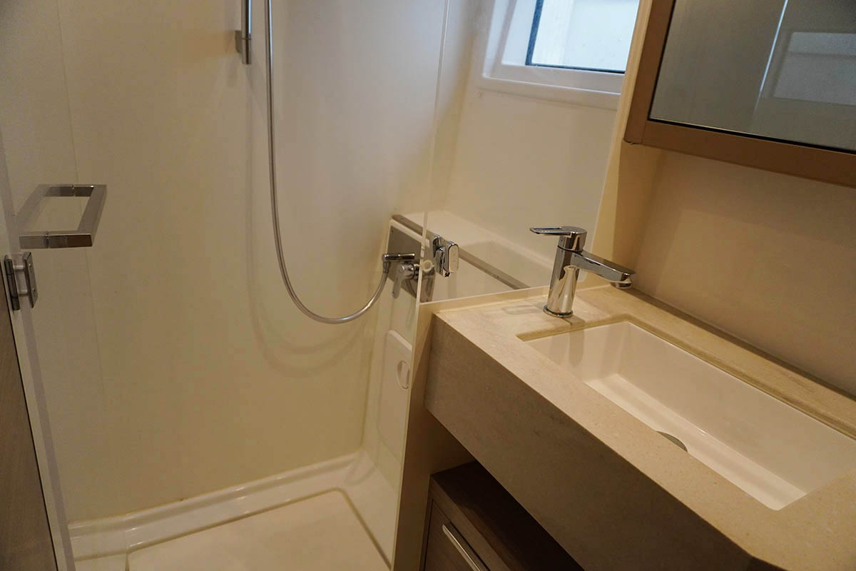 Lagoon 46 - 4 + 2 cab. — photo 23
